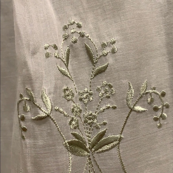 NWT embroidered silk blend Ann Taylor full skirt, Sz2 - Picture 5 of 13